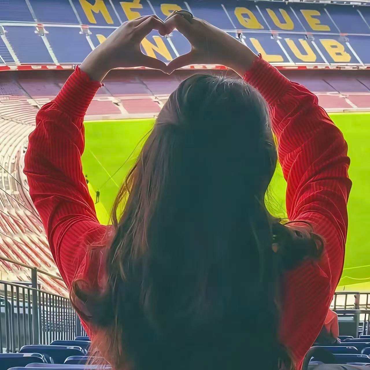 琪琪爱看球的个人主页